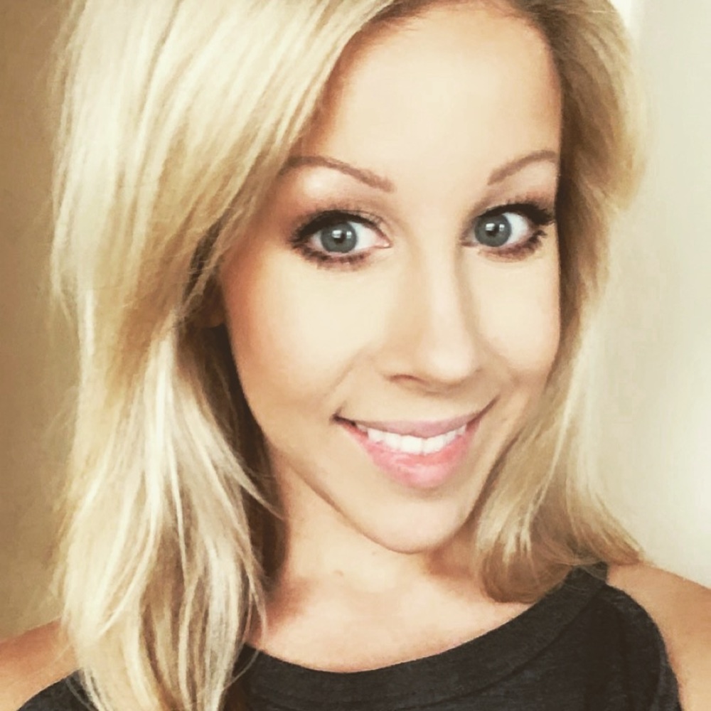 Meet your Posher, Lauren